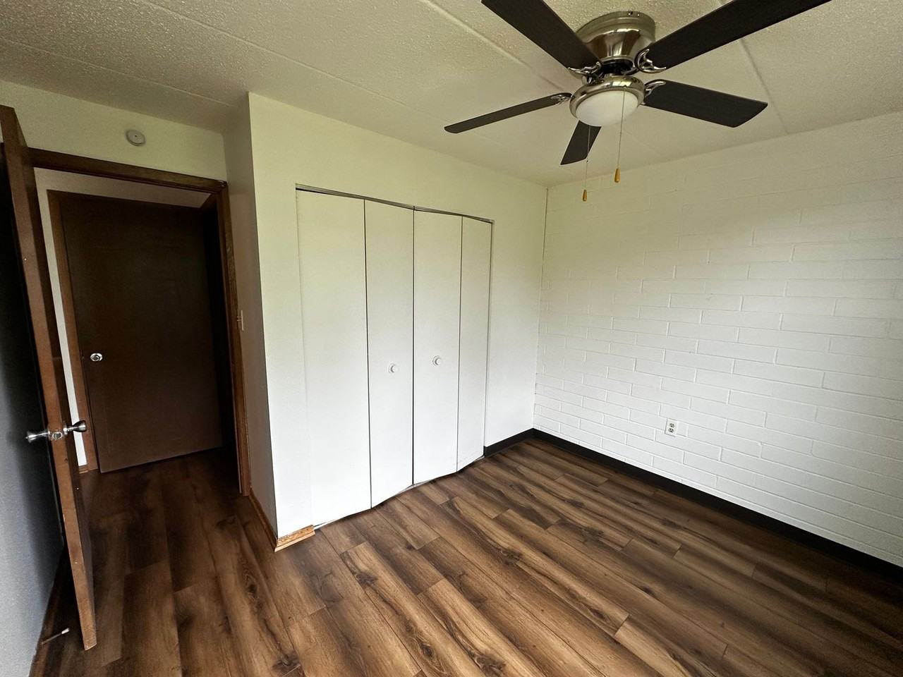Parkview Apartments - Photo 5 of 23
