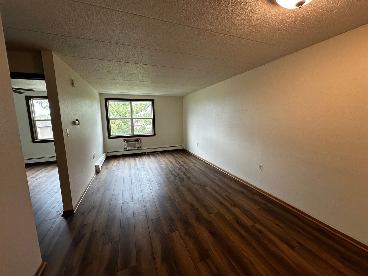 Parkview Apartments - Photo 7 of 23
