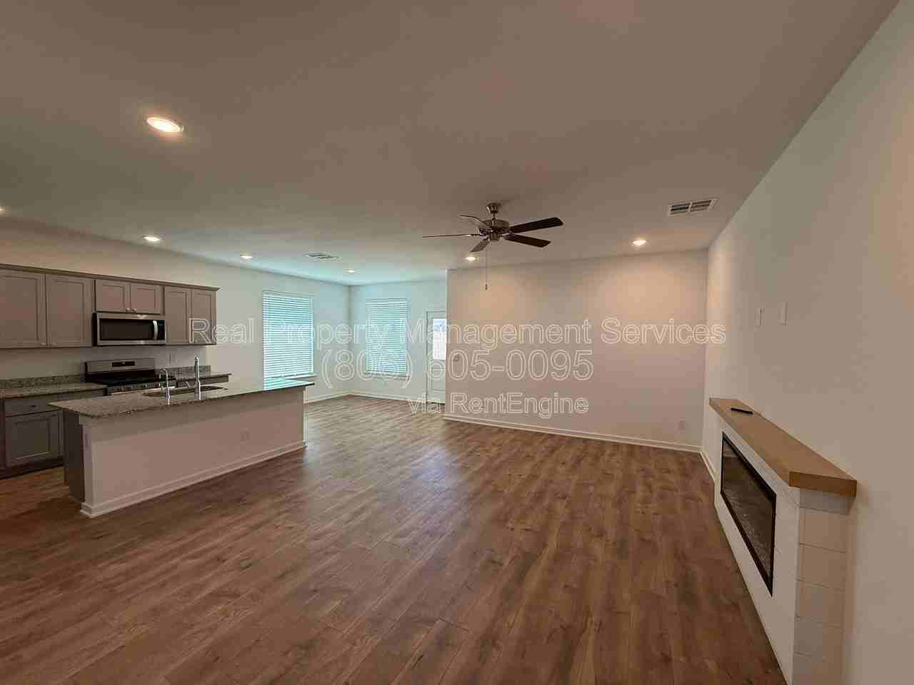 2217 150th Pl - Photo 2 of 14