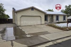 featured image of 1044 Maple Dr