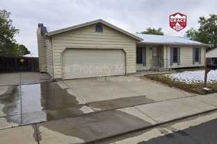 1044 Maple Dr - Photo 1 of 1