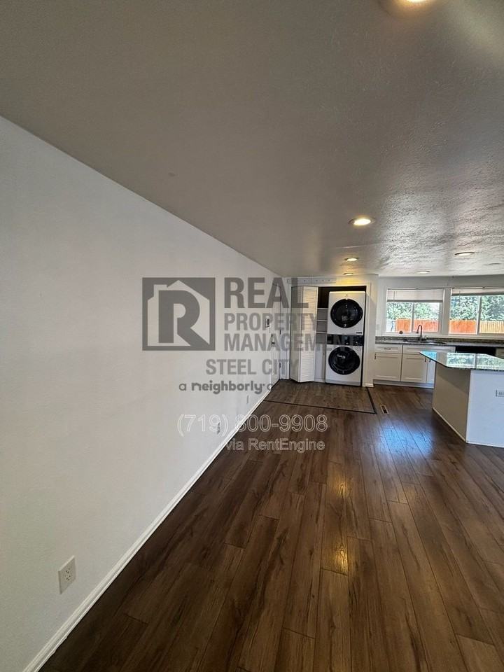 1612 Jerry Murphy Rd - Photo 3 of 22