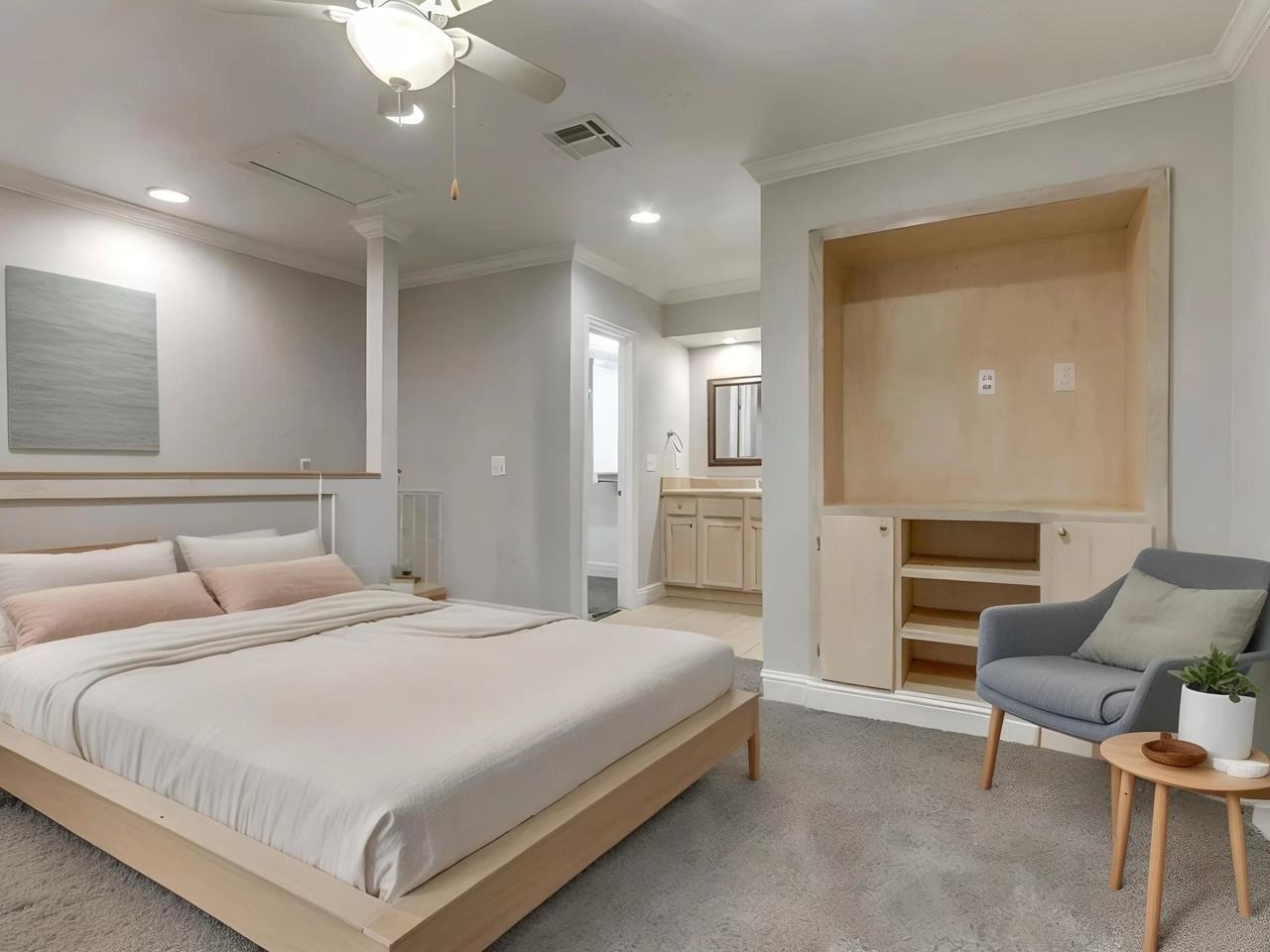 The Current Apartments - Photo 3 of 35