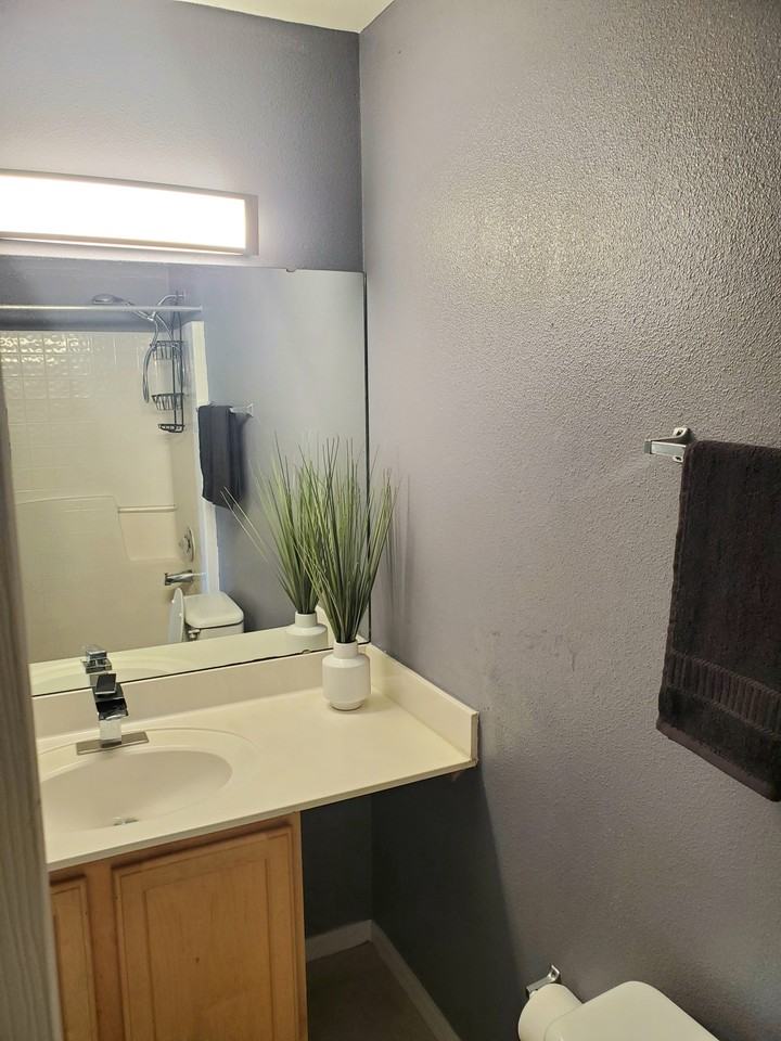 11319 Nettlebrook Street East - Photo 6 of 14