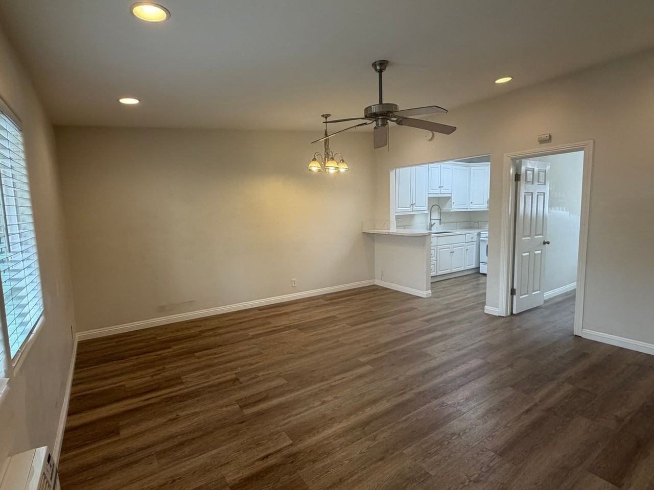 2119 E Westport Dr #7 - Photo 6 of 18