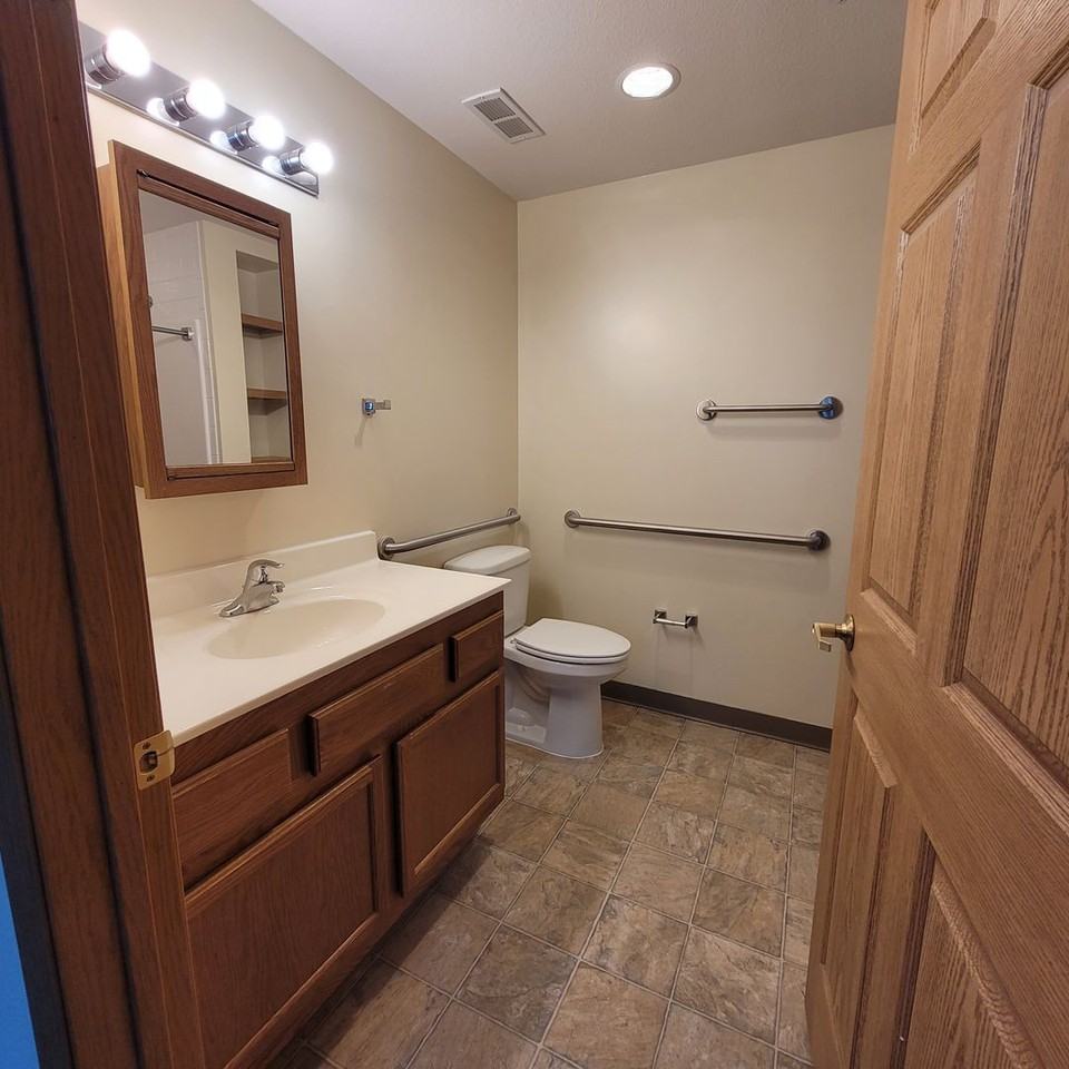 Hutchinson Lofts - Photo 4 of 16