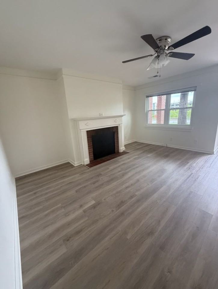 4308/4310 ST FRANCIS AVENUE - Photo 5 of 8