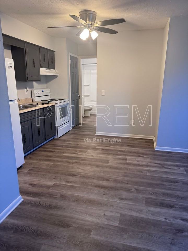 1814 Whipple Ave Nw #1 - Photo 4 of 15