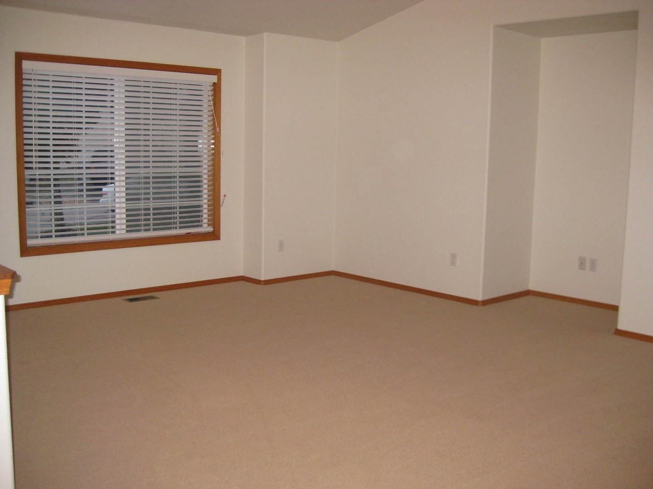 5579 Sw Otana Pl - Photo 2 of 14