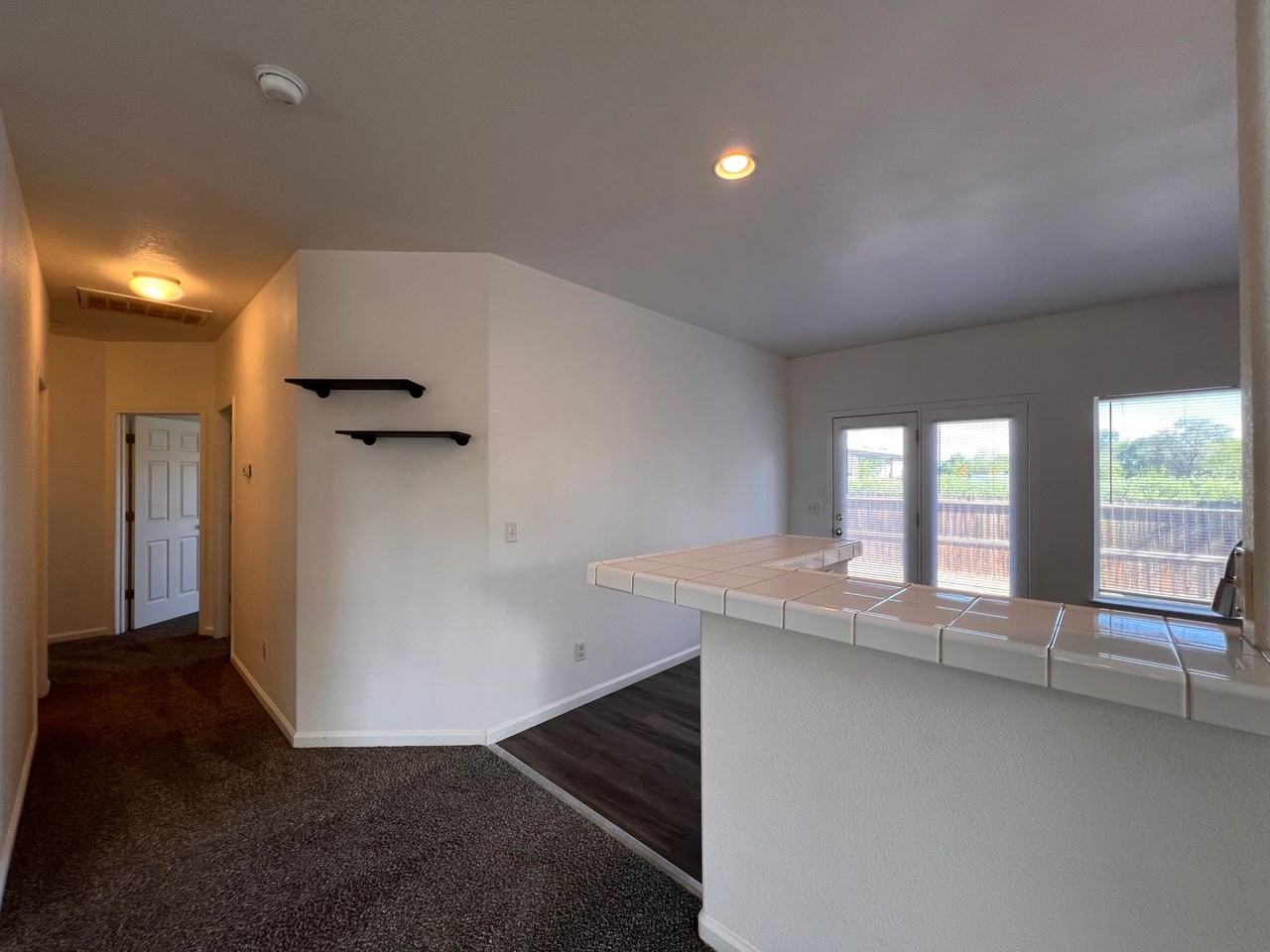1258 Eider Cir - Photo 5 of 31