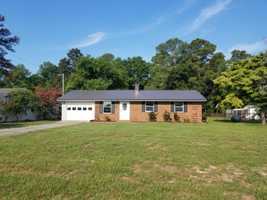 featured image of 7001 Comet Dr