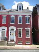 featured image of 527 S Queen St #1