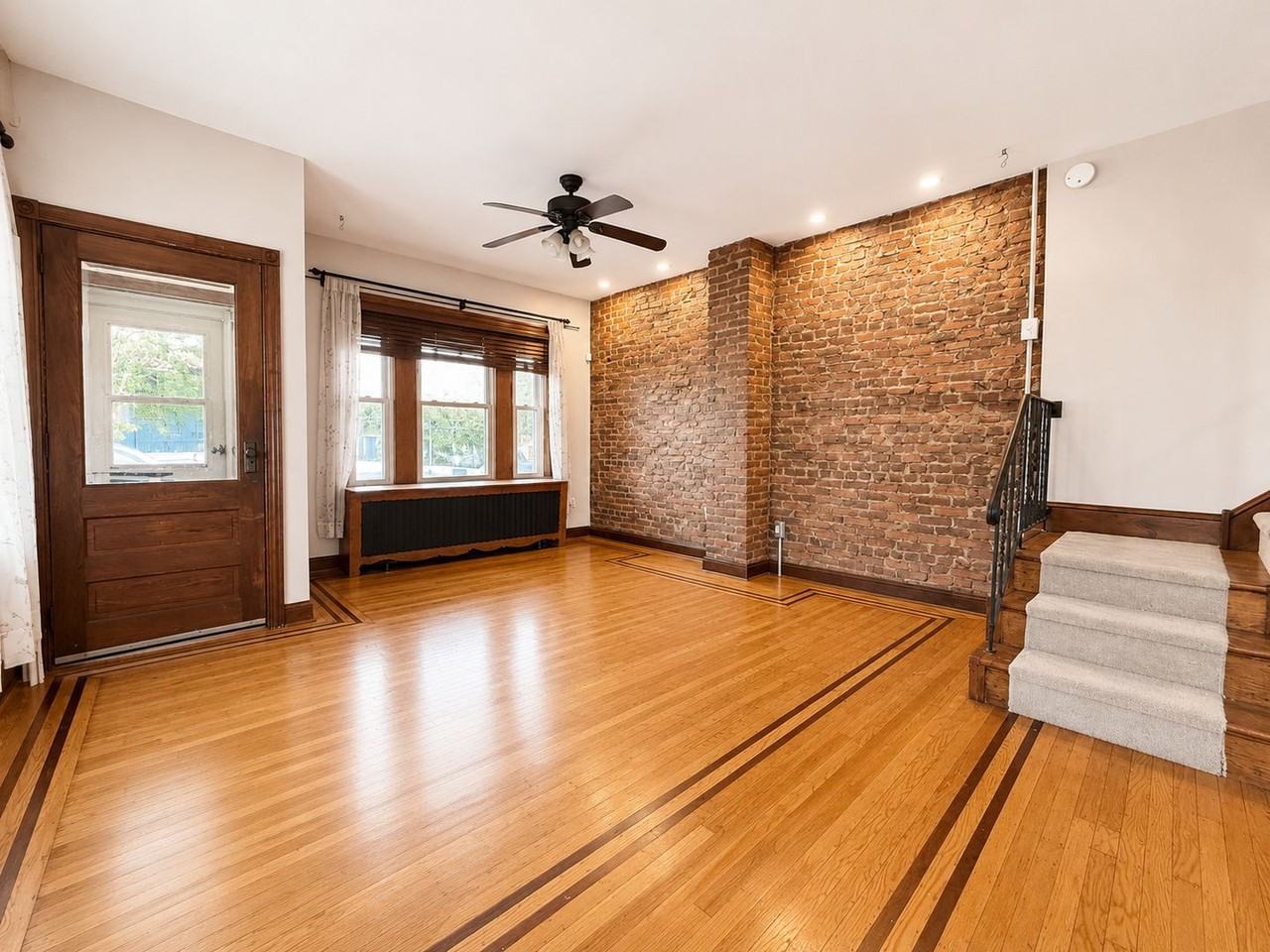 4698 Wilde St - Photo 2 of 28