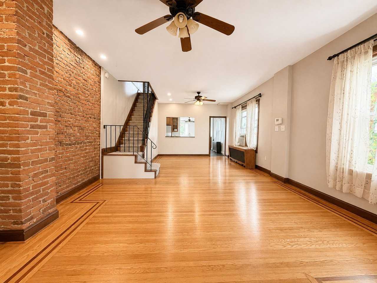 4698 Wilde St - Photo 6 of 28