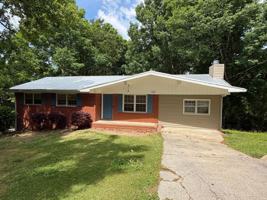 featured image of 1112 Ridge Dr