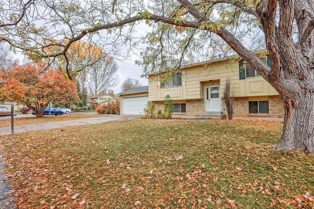836 Winchester Dr - Photo 3 of 35