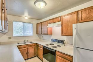836 Winchester Dr - Photo 1 of 1