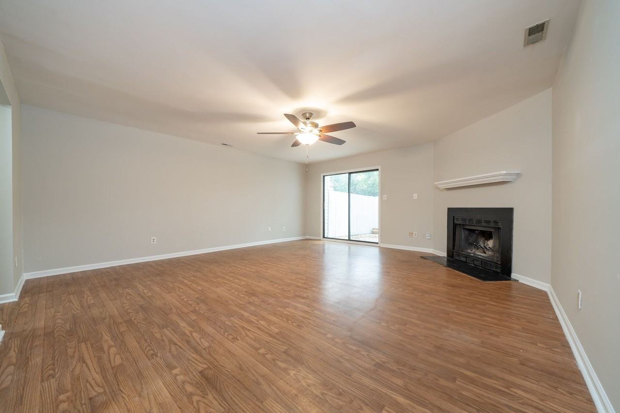 5891 Shady Grove Cir - Photo 7 of 14