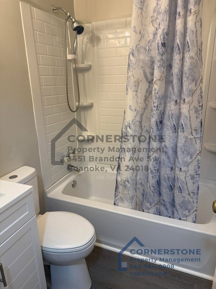 501 Allison Ave Sw #7 - Photo 7 of 11