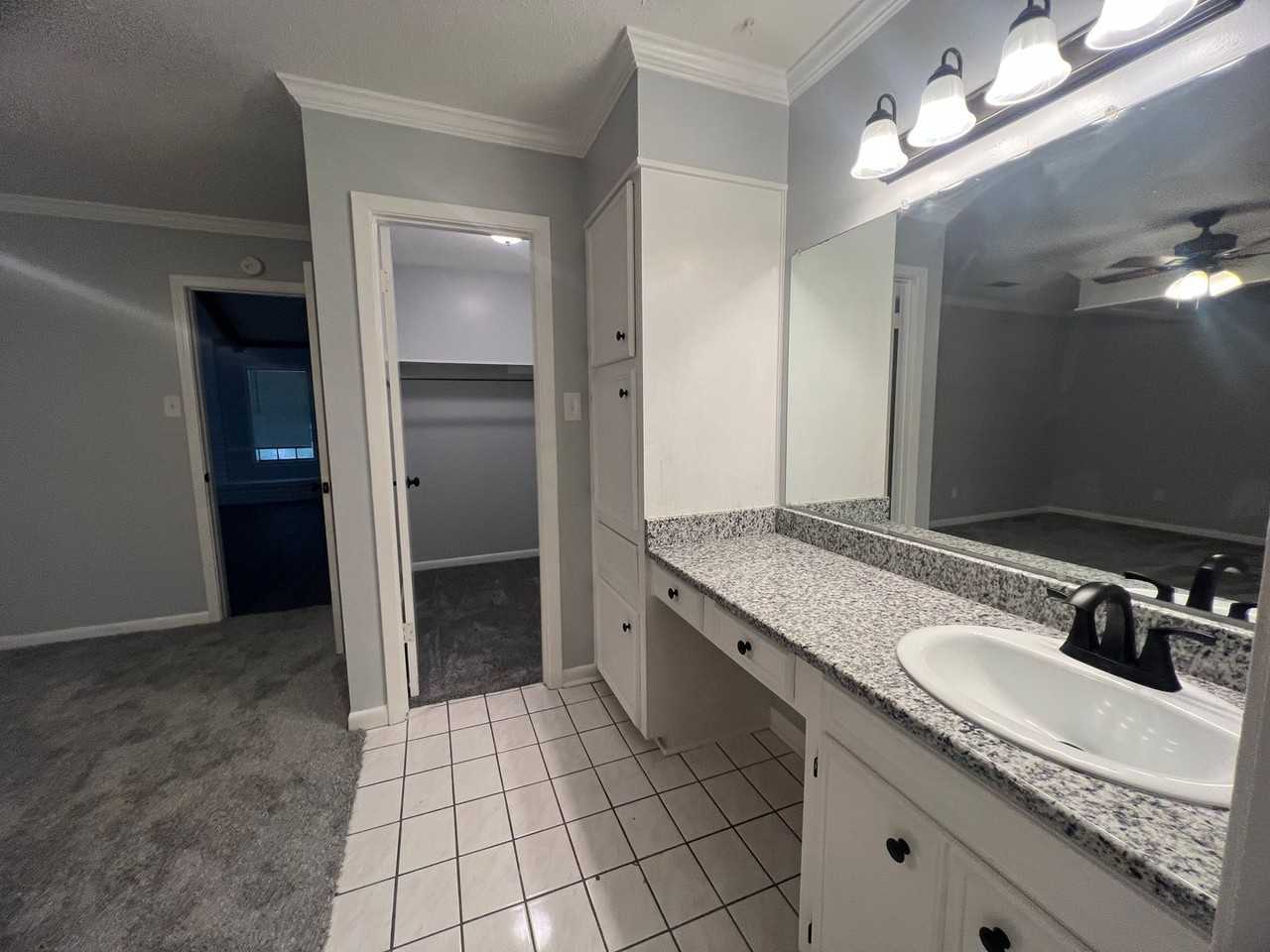3608 Lannon Cir - Photo 5 of 8