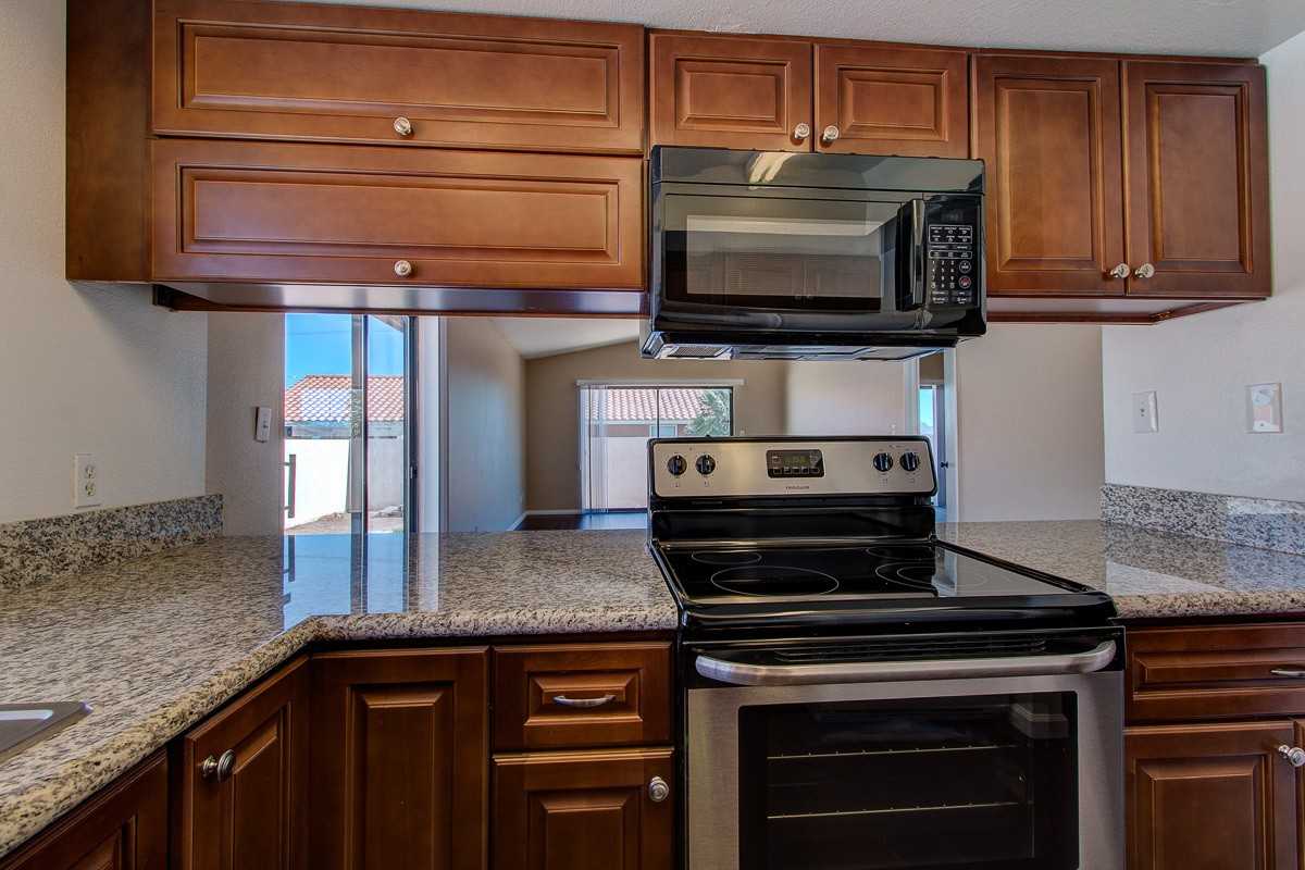 249 Jon Belger Dr - Photo 4 of 20