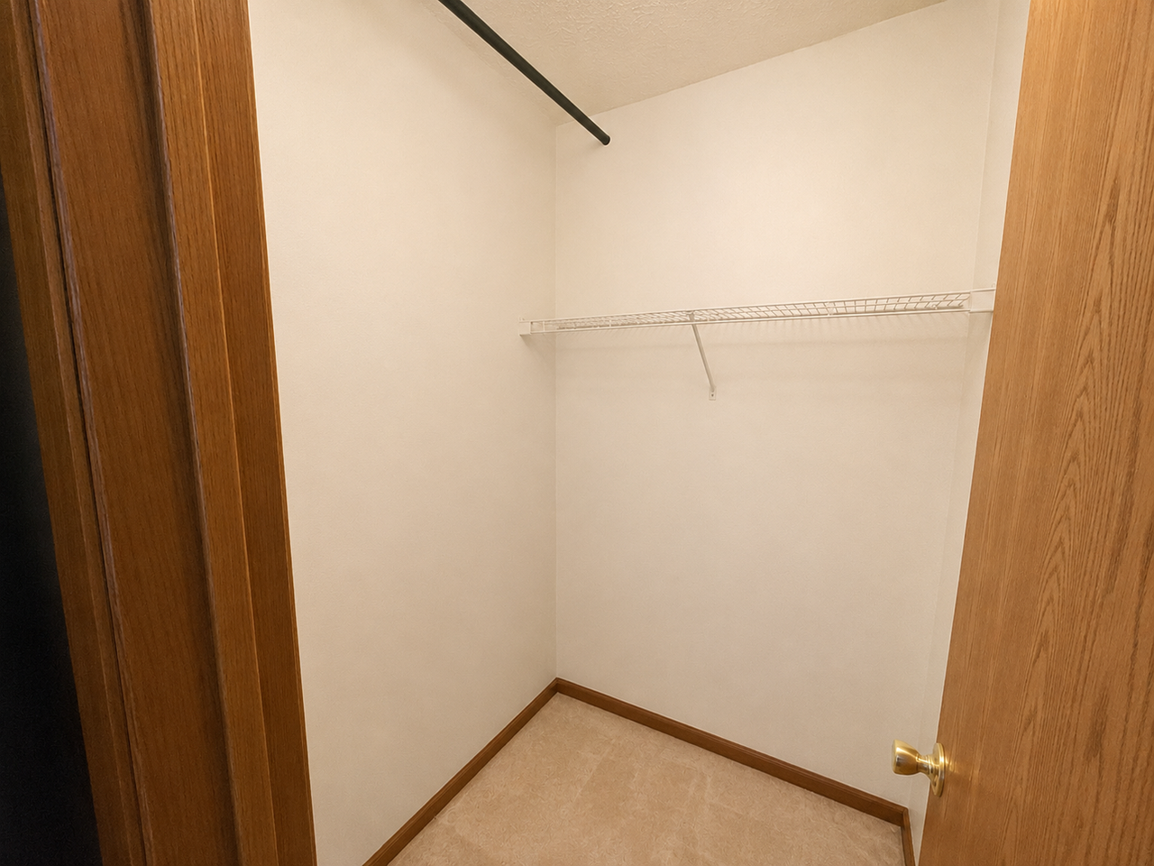 3100 Hunter Rd - Photo 4 of 11