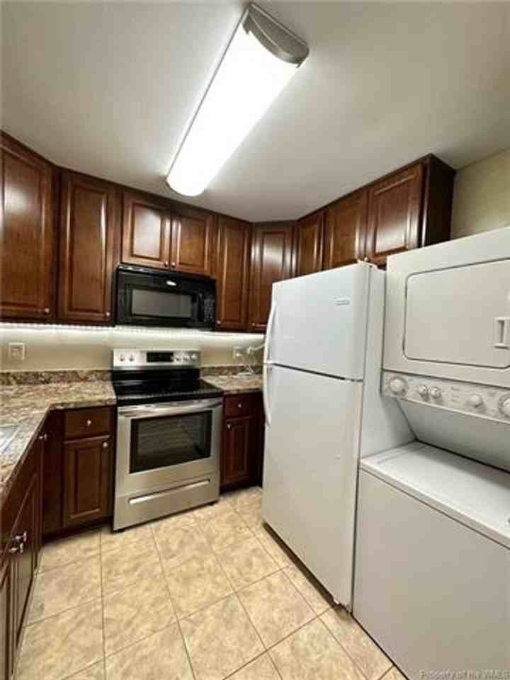 1203 1203 E-1 Jamestown Road - Photo 5 of 14