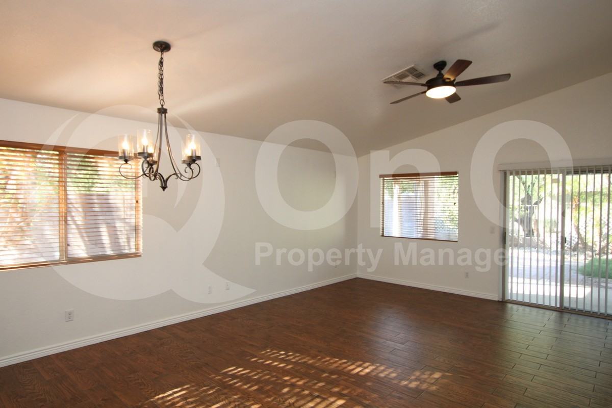 3292 E San Angelo Ave - Photo 6 of 19