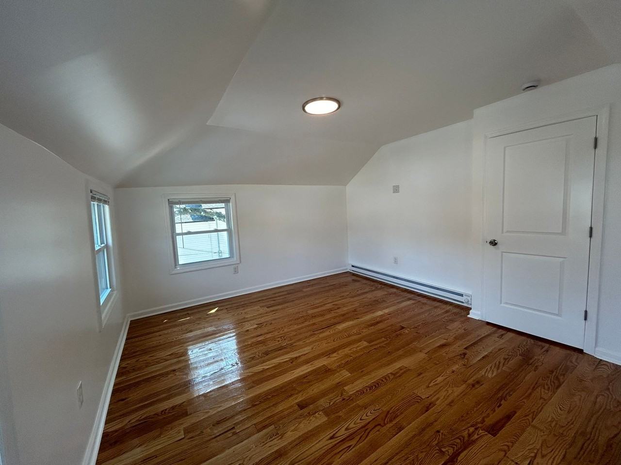 1300 Heck Ave - Photo 6 of 24