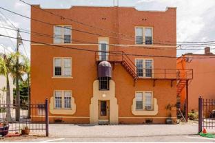 Multifam units available for rent in Sarasota, near Ringling and local beaches. - Photo 1 of 1