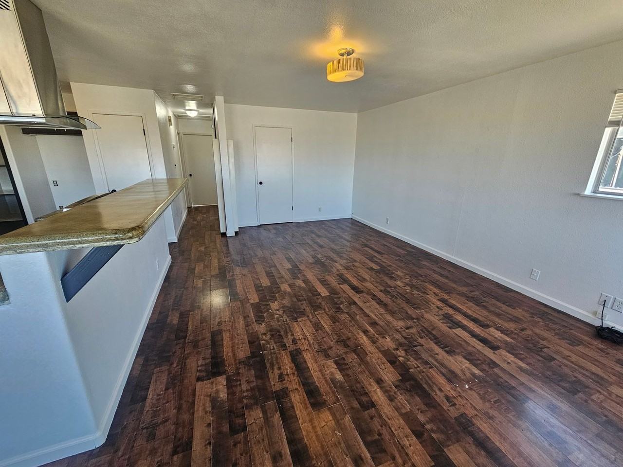249 N Marguerite Ave - Photo 4 of 25