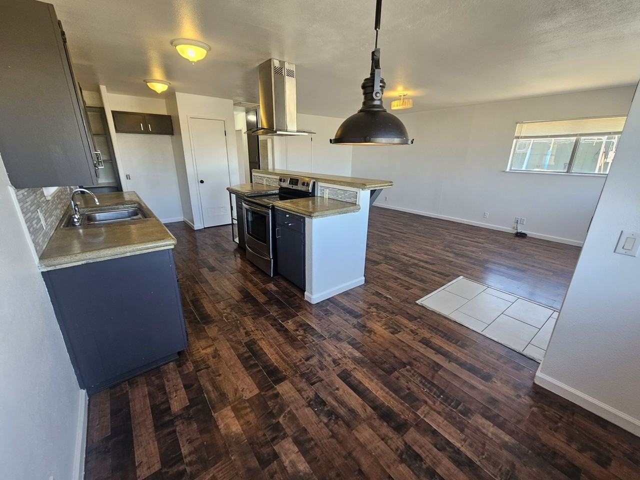 249 N Marguerite Ave - Photo 7 of 25