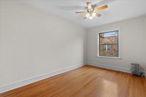 featured image of 1725 W Thorndale Ave #2A