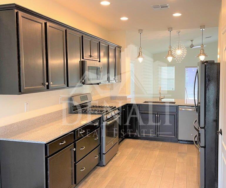 2723 E Mews Rd - Photo 2 of 30
