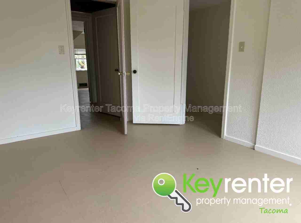3819 A St - Photo 7 of 16