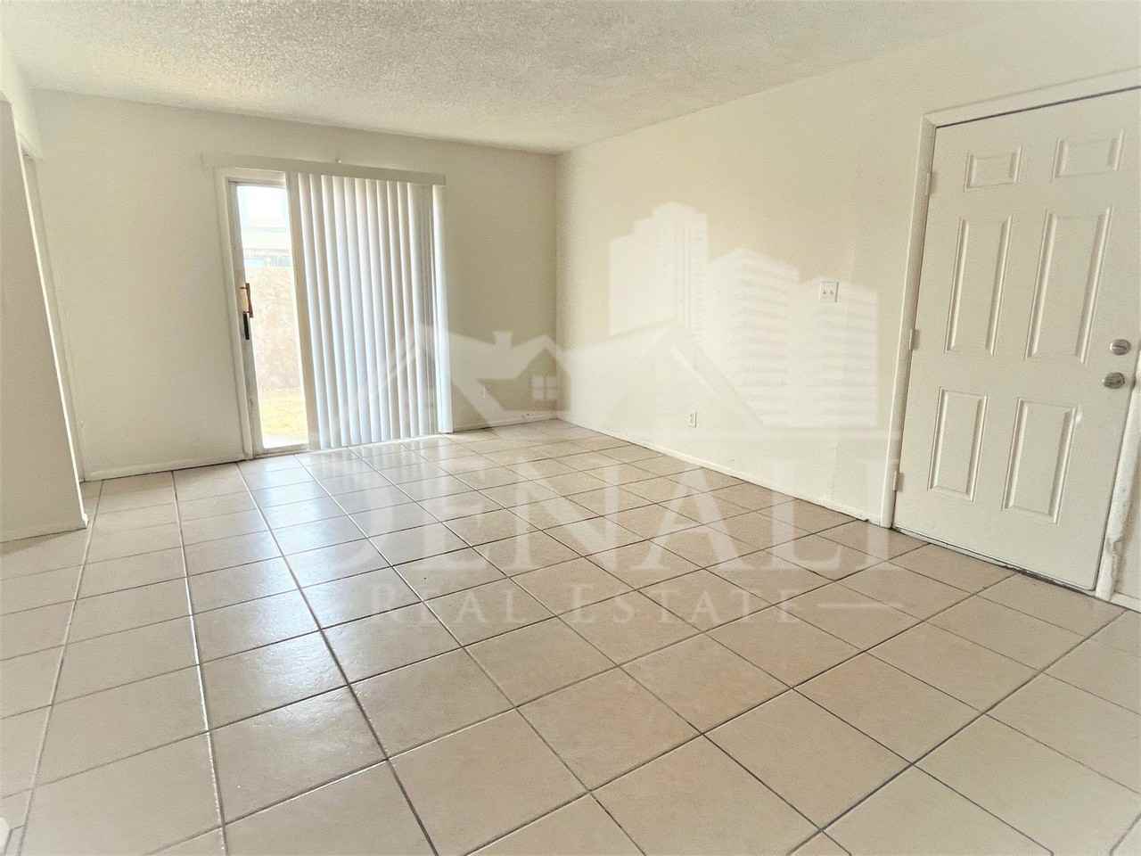 4441 E Wood St - Photo 6 of 16