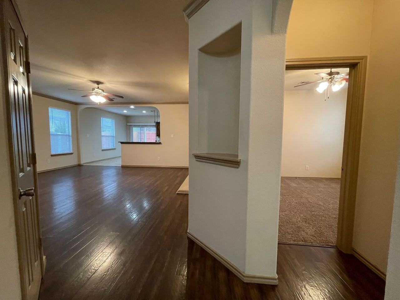 532 Baverton Ln - Photo 3 of 30