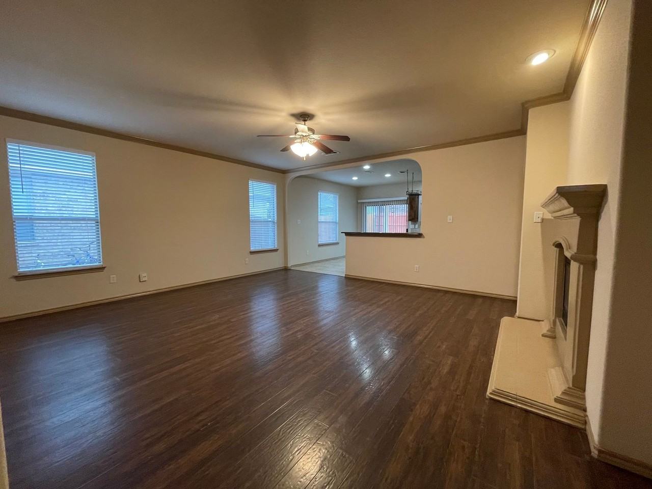 532 Baverton Ln - Photo 7 of 30