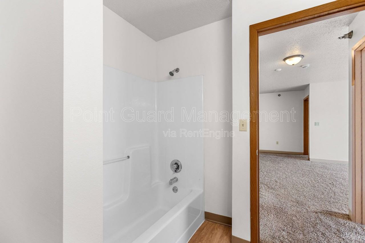 2701 N Maple Ln #2701-302 - Photo 6 of 26