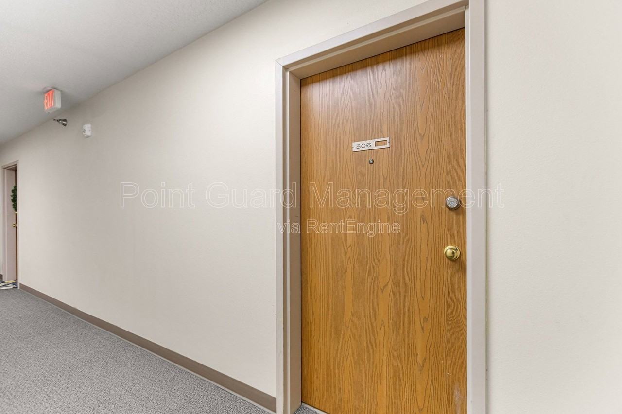 2701 N Maple Ln #2701-302 - Photo 7 of 26