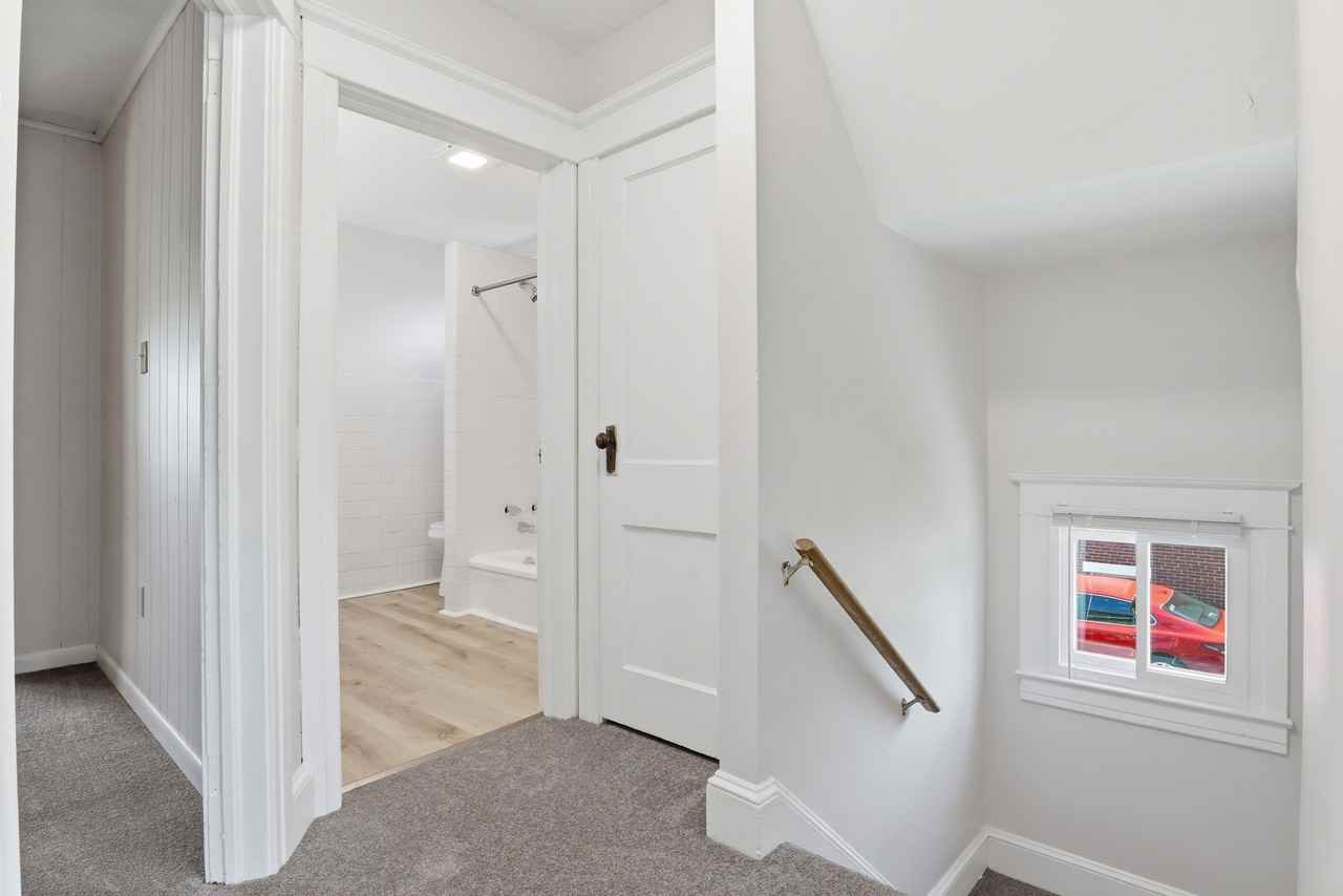 21 N Main St - Photo 4 of 29