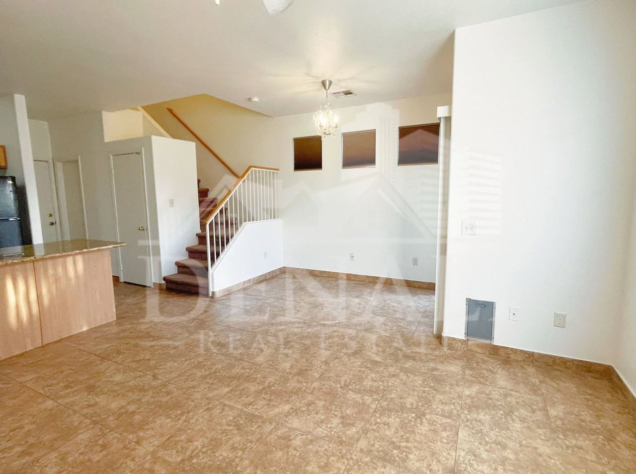 1154 S Boulder St #E - Photo 3 of 21