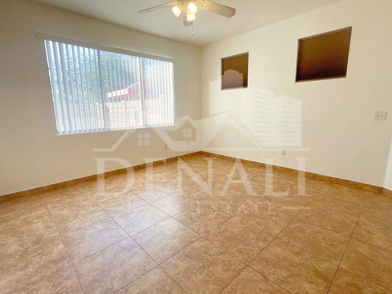 1154 S Boulder St #E - Photo 4 of 21