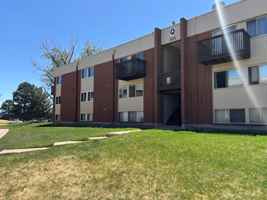 featured image of 3653 S Sheridan Blvd