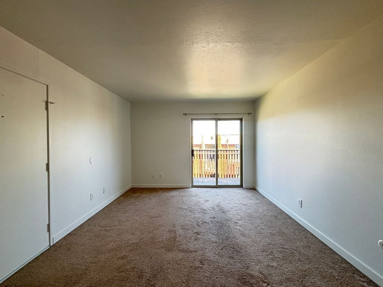 3653 S Sheridan Blvd - Photo 4 of 16