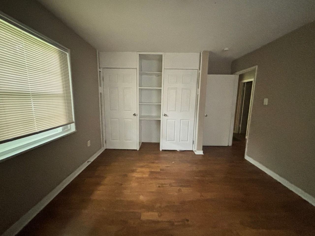 3084 Oak Forest Dr - Photo 4 of 9