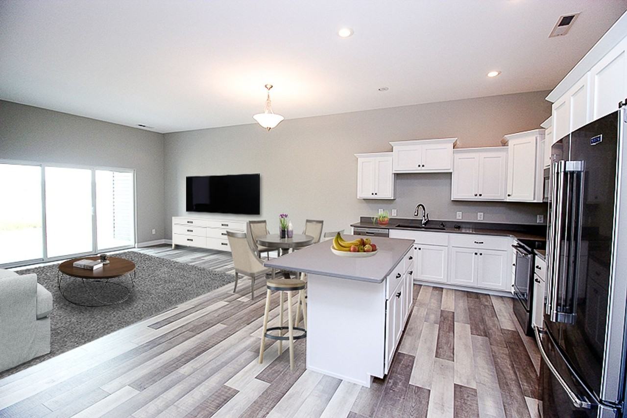 2524 2524 Aquarius Ave SE - Photo 4 of 7