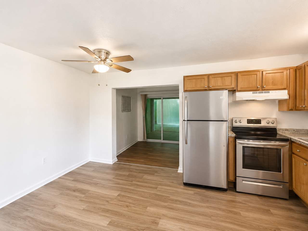 5527 Bryson Dr - Photo 3 of 18