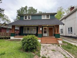 featured image of 605 Hammond St