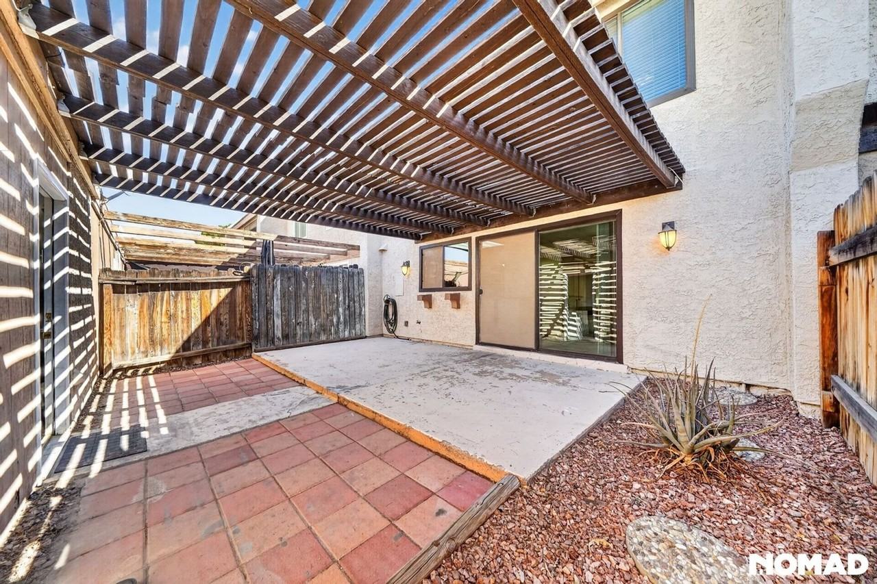 4628 Michillinda Ln - Photo 6 of 20